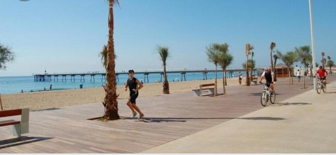 Habitacion A 15 Minutos De Barcelona Бадалона Экстерьер фото